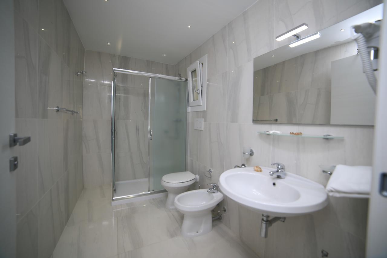 White Aurora Rooms Porto Cesareo Kültér fotó